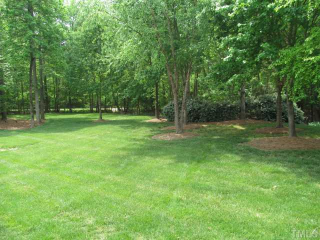 8729 Compass Lane Raleigh, NC 27615 - Photo 2 of 25 Gallery Image 2