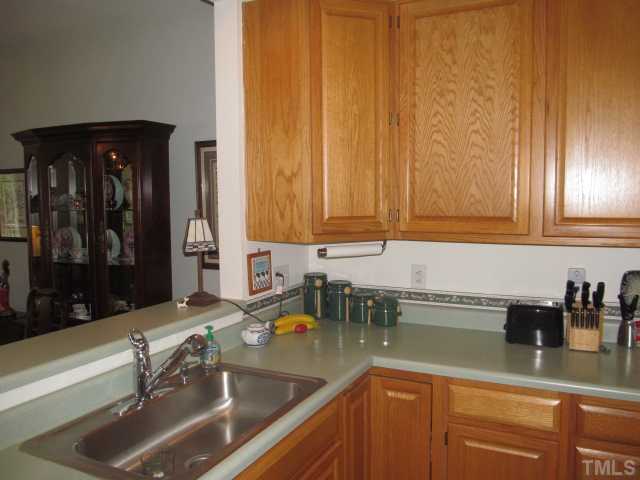 8729 Compass Lane Raleigh, NC 27615 - Photo 10 of 25 Gallery Image 10