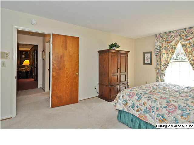 2201 Tal Brook Road Birmingham, AL 35216 - Photo 15 of 32