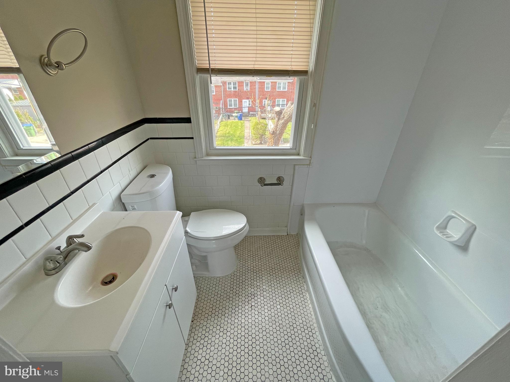 1405 Cedarcroft Road Baltimore, MD 21239 - Photo 19 of 20