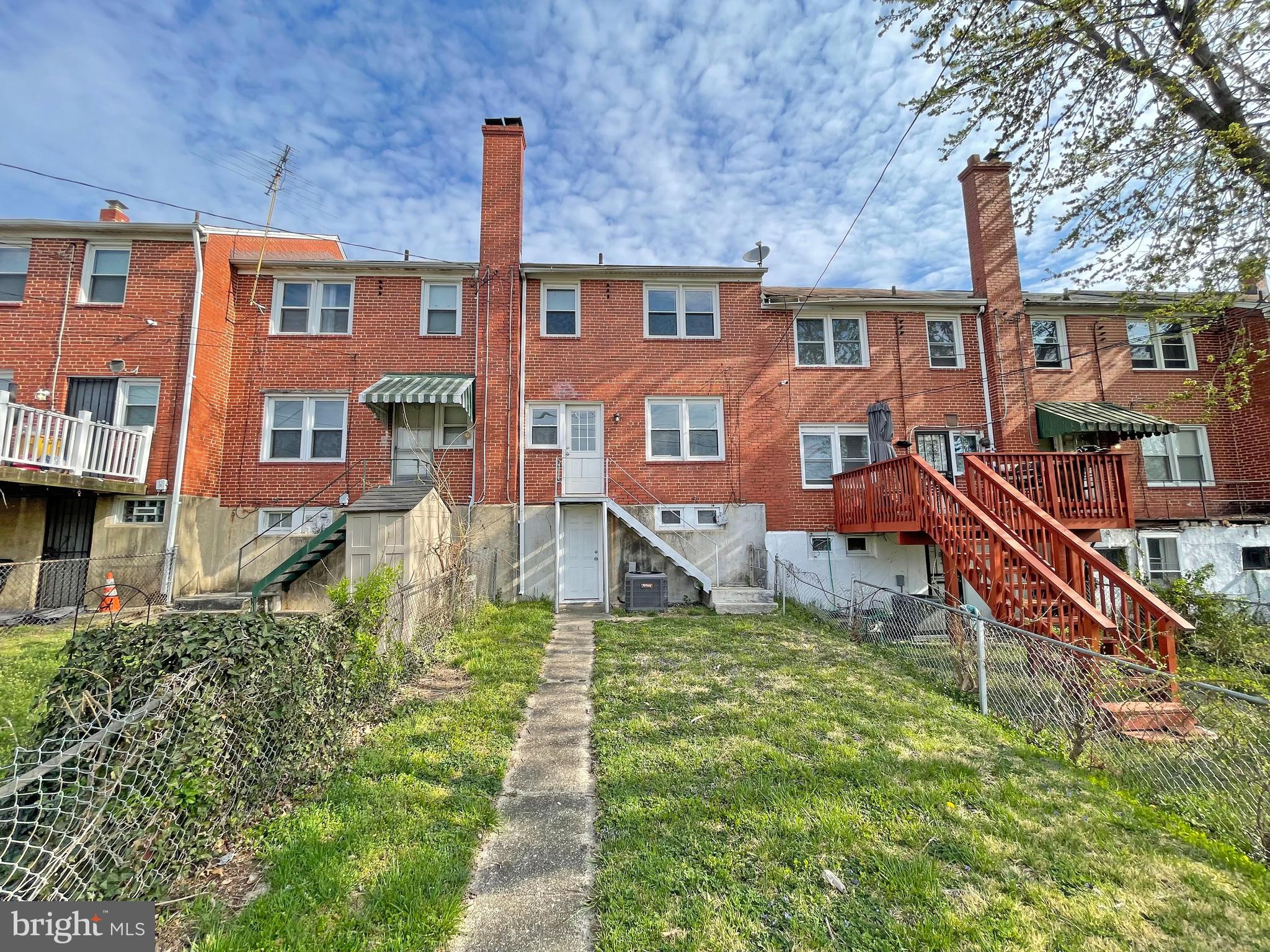 1405 Cedarcroft Road Baltimore, MD 21239 - Photo 5 of 20