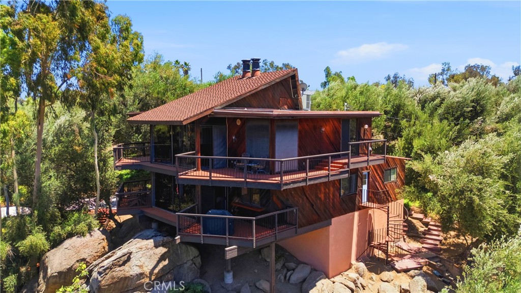 17115 Ranchero Road Riverside, CA 92504 - Photo 8 of 71