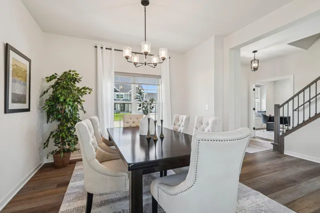 $699,900 | 779 Kohlwey Drive, Unit LT28, Grafton, WI 53024