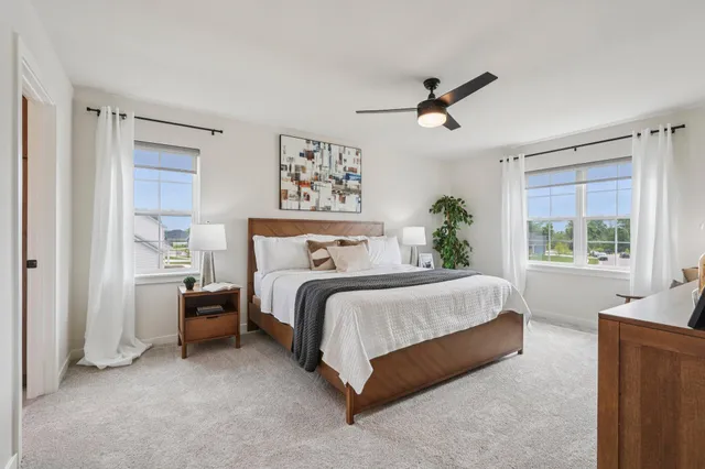 $699,900 | 779 Kohlwey Drive, Unit LT28, Grafton, WI 53024