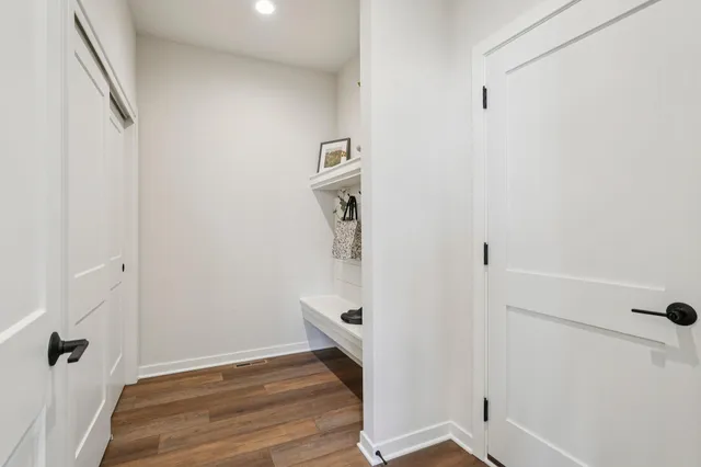 $699,900 | 779 Kohlwey Drive, Unit LT28, Grafton, WI 53024