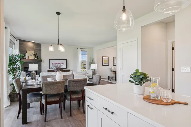 $699,900 | 779 Kohlwey Drive, Unit LT28, Grafton, WI 53024