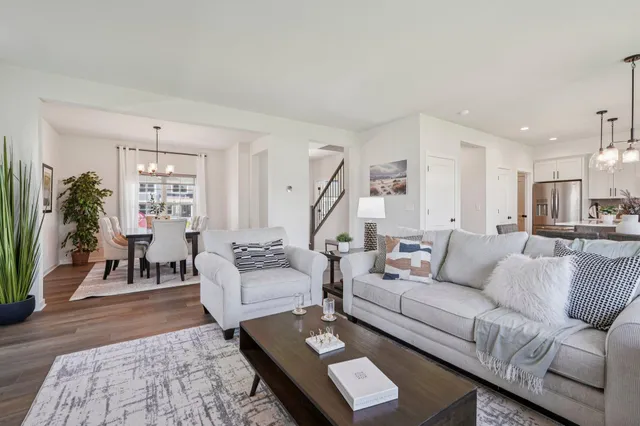 $699,900 | 779 Kohlwey Drive, Unit LT28, Grafton, WI 53024