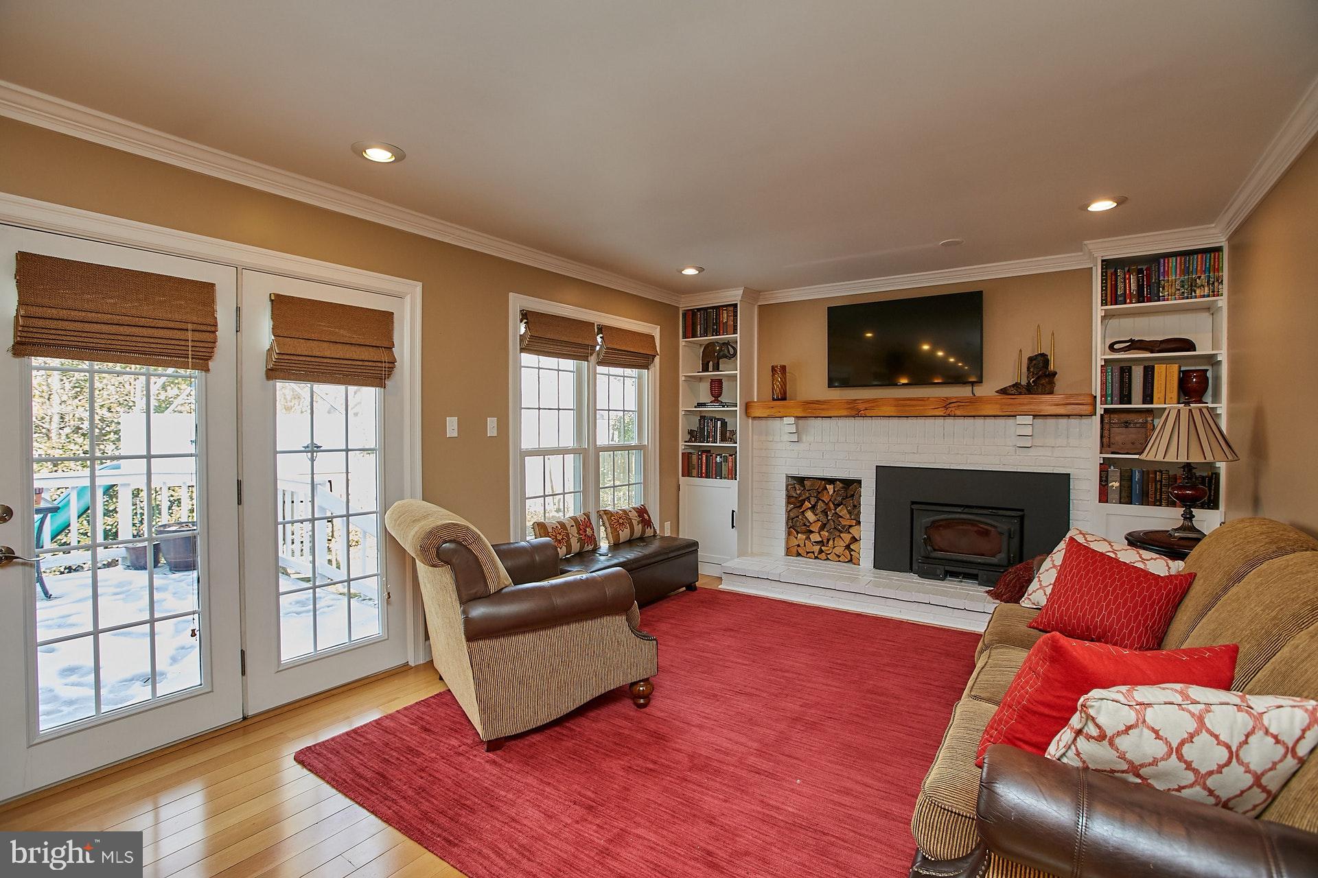 8251 Colling Ridge Court Alexandria, VA 22308 - Photo 14 of 37 Gallery Image 14