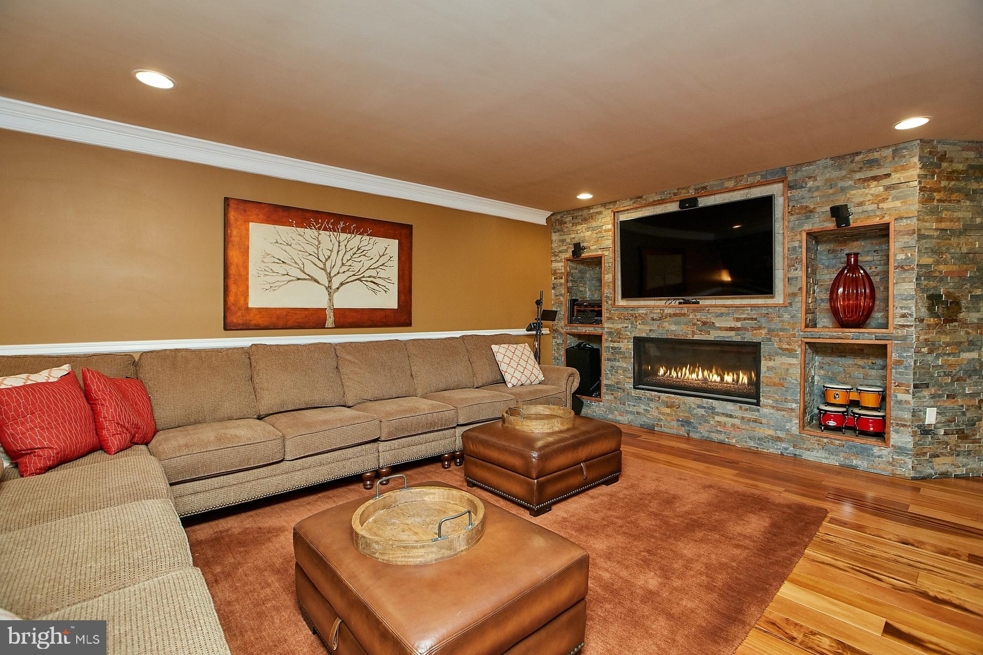 8251 Colling Ridge Court Alexandria, VA 22308 - Photo 27 of 37 Gallery Image 27