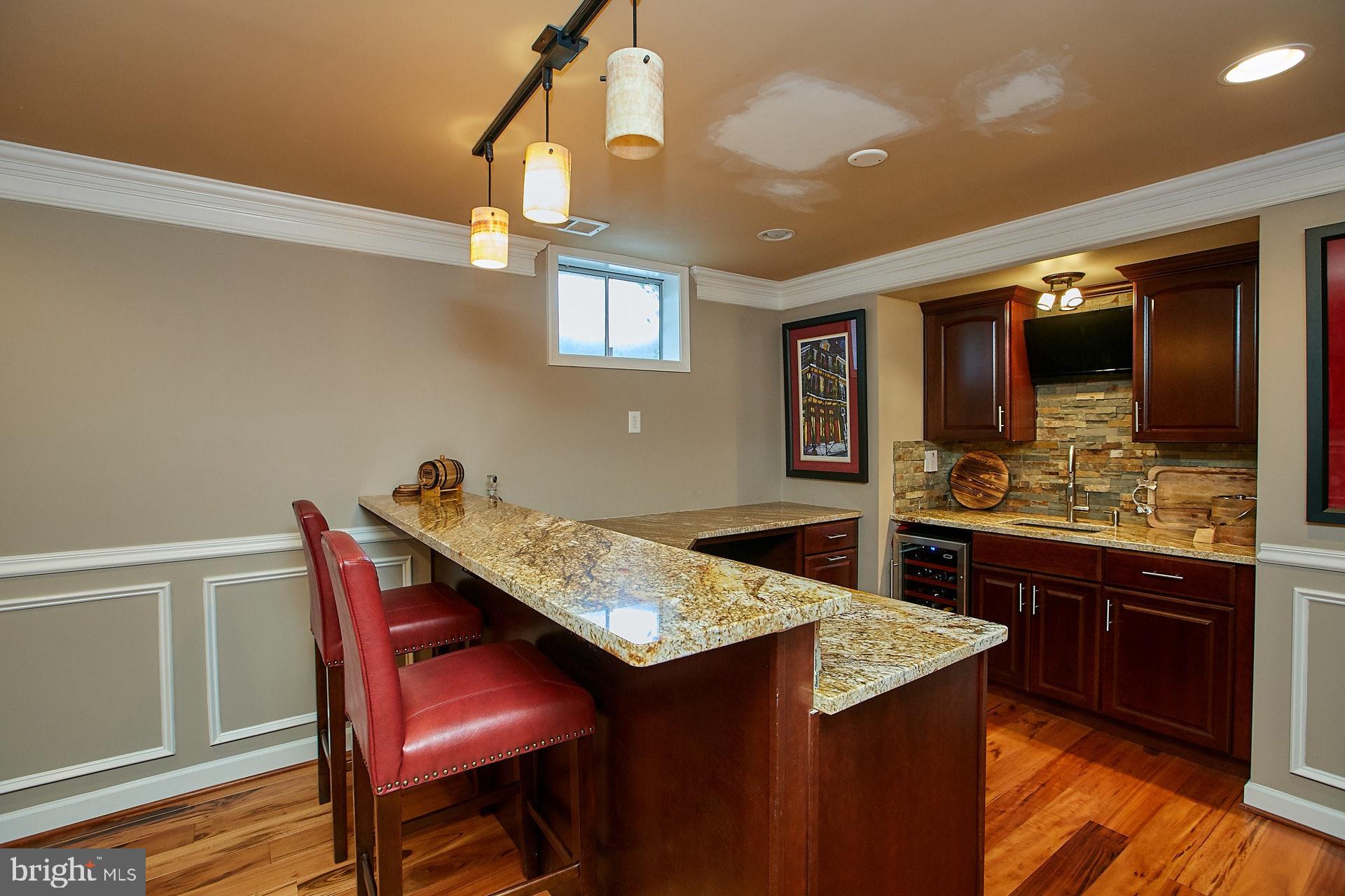 8251 Colling Ridge Court Alexandria, VA 22308 - Photo 29 of 37 Gallery Image 29