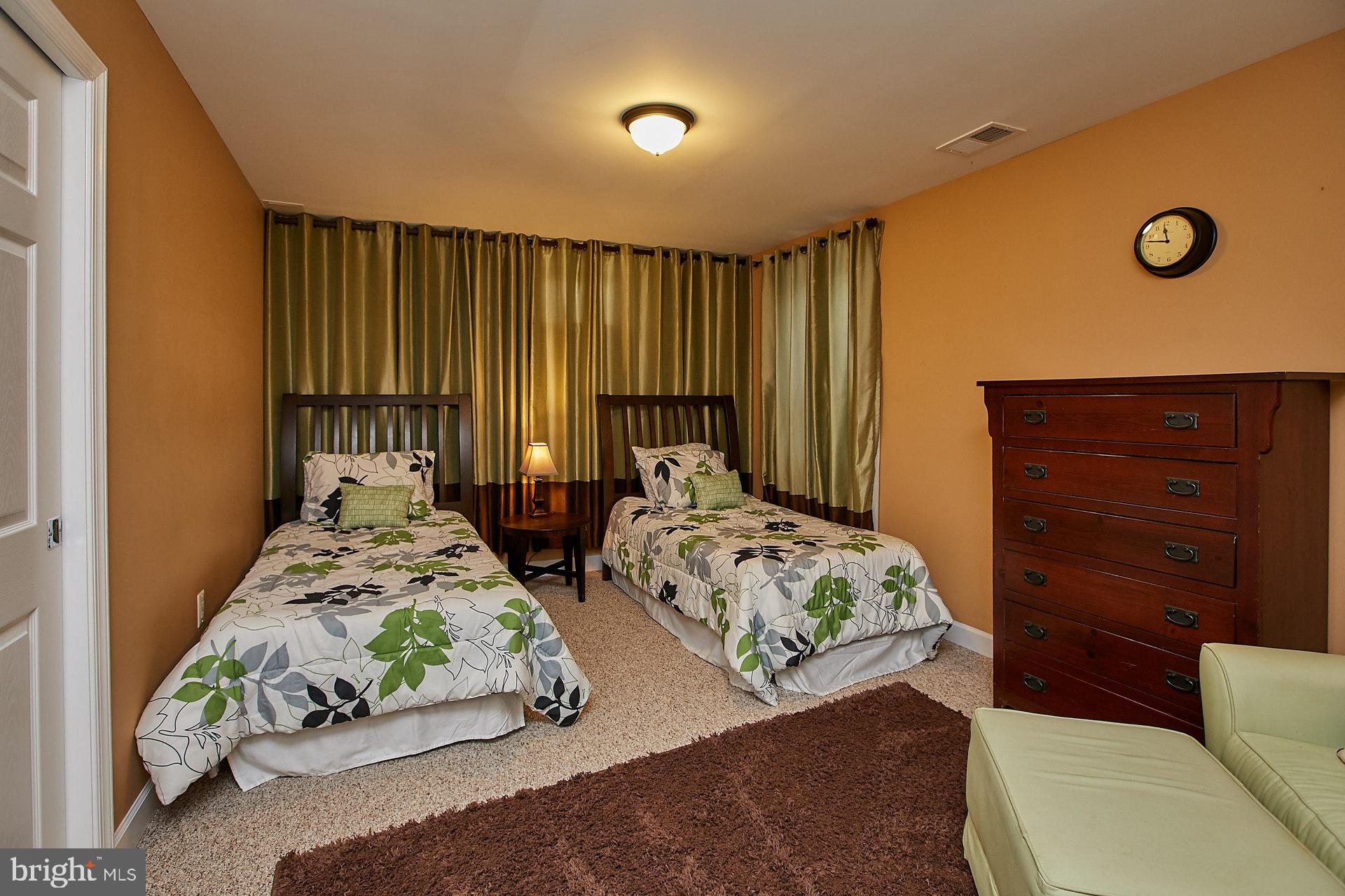 8251 Colling Ridge Court Alexandria, VA 22308 - Photo 32 of 37 Gallery Image 32