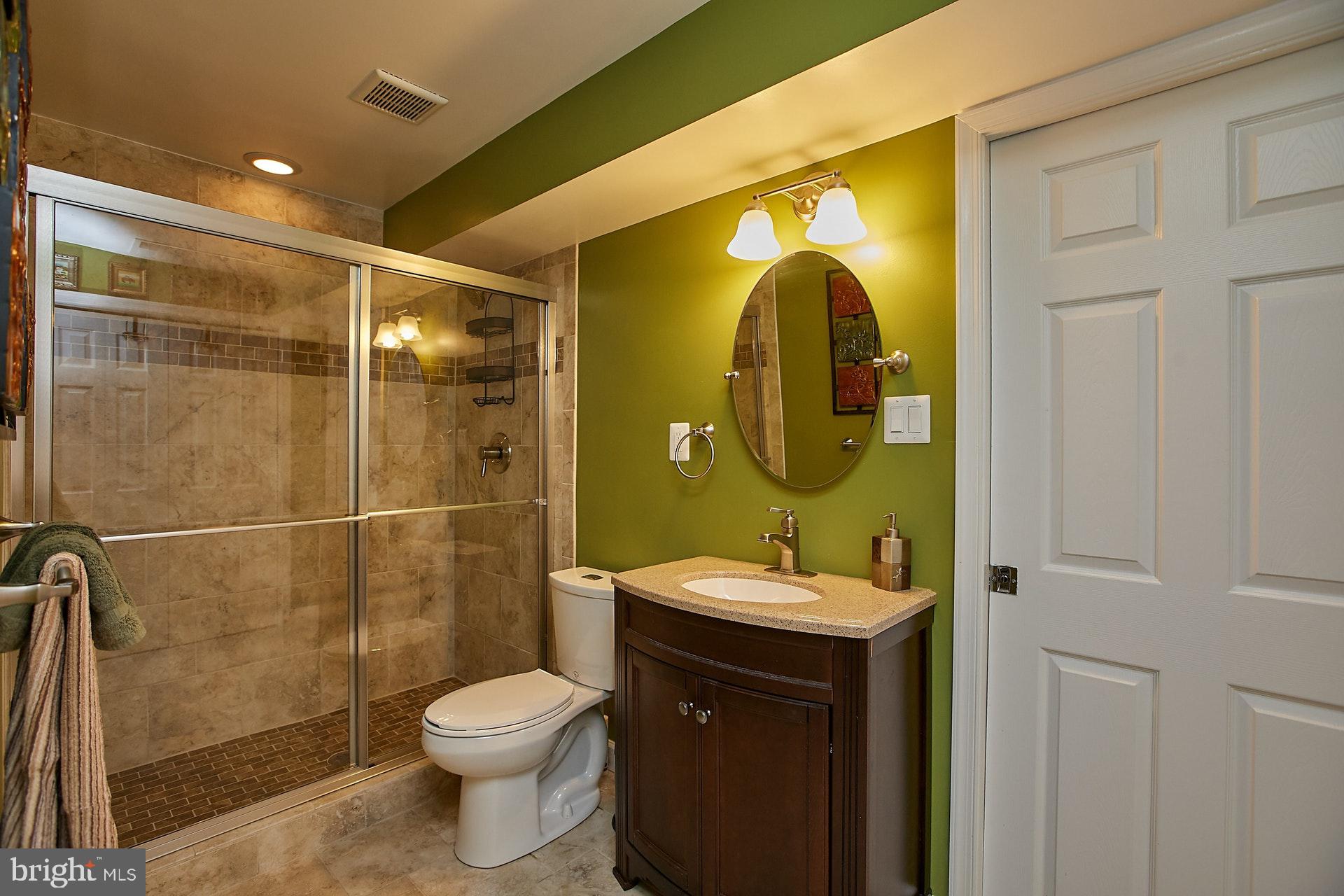 8251 Colling Ridge Court Alexandria, VA 22308 - Photo 33 of 37 Gallery Image 33