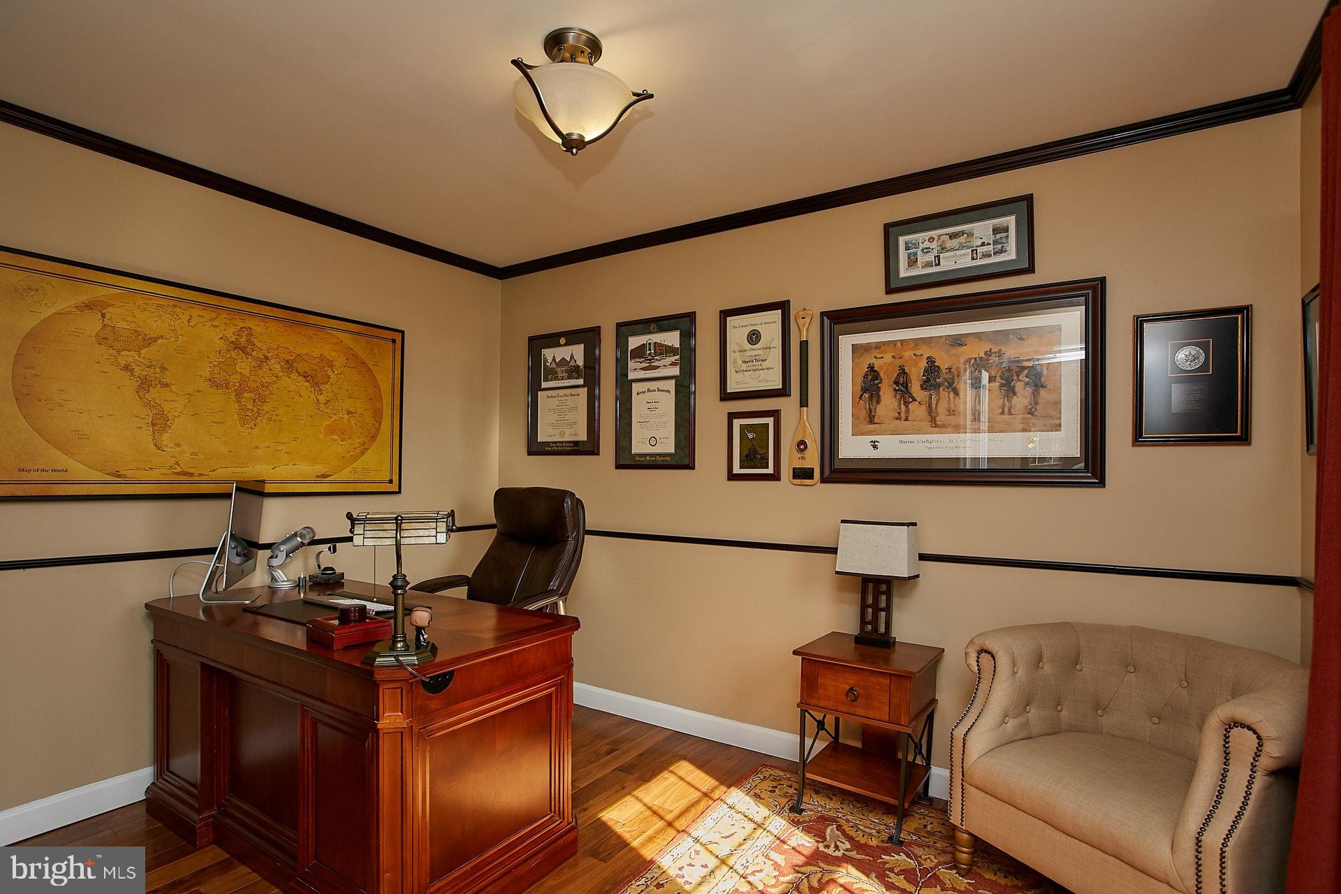 8251 Colling Ridge Court Alexandria, VA 22308 - Photo 5 of 37 Gallery Image 5