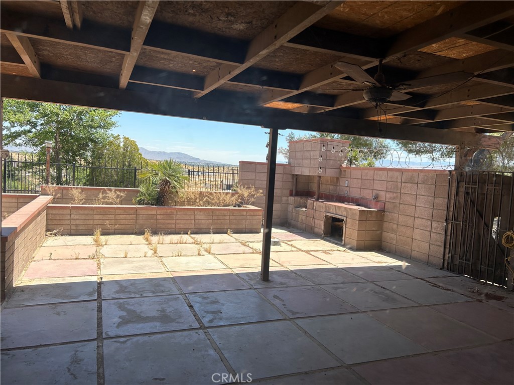 14822 Rodeo Drive Victorville, CA 92395 - Photo 31 of 60