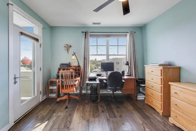 $269,000 | 977 Harris Road, Unit 34, Grayslake, IL 60030