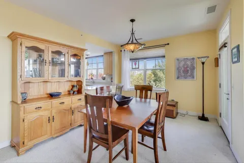 $266,500 | 977 Harris Road, Unit 34, Grayslake, IL 60030