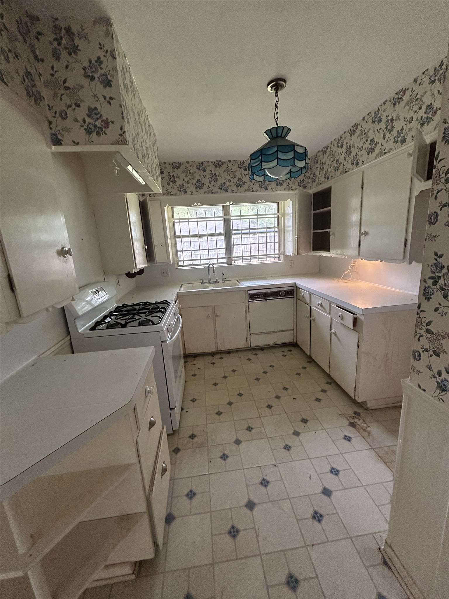 6207 Hirondel Houston, TX 77087 - Photo 12 of 19