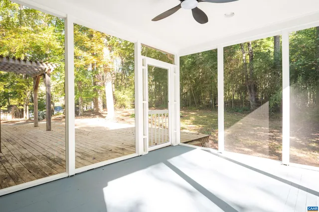 a view of a large window with an outdoor space