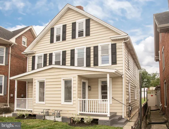 $229,900 | 604 West Main Street, Waynesboro, PA 17268