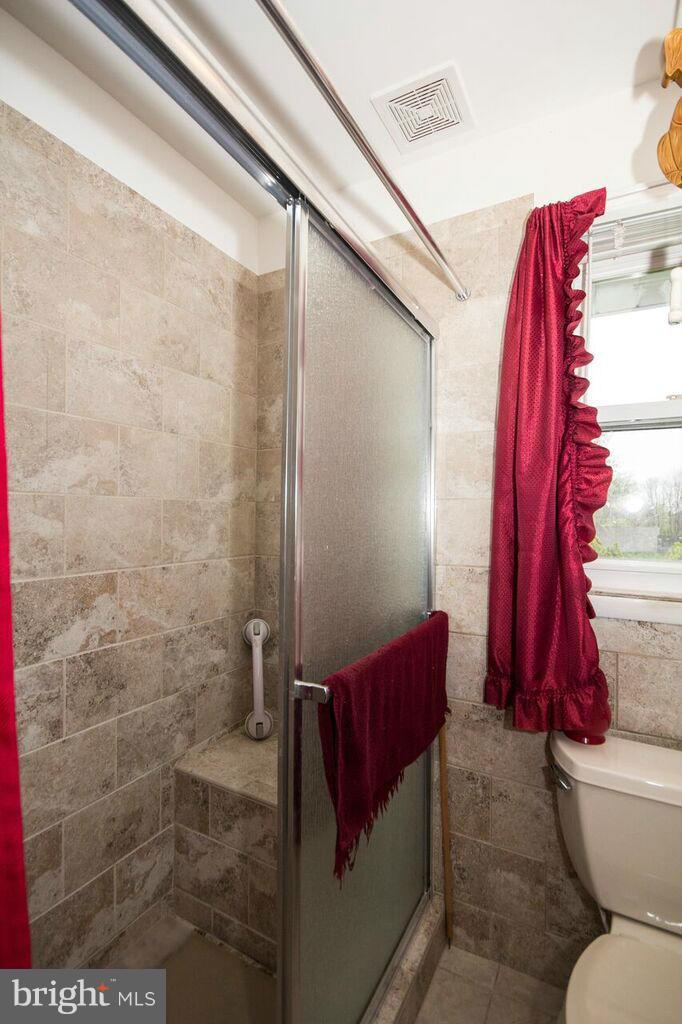 4138 Cliffvale Road Nottingham, MD 21236 - Photo 16 of 28 Bath