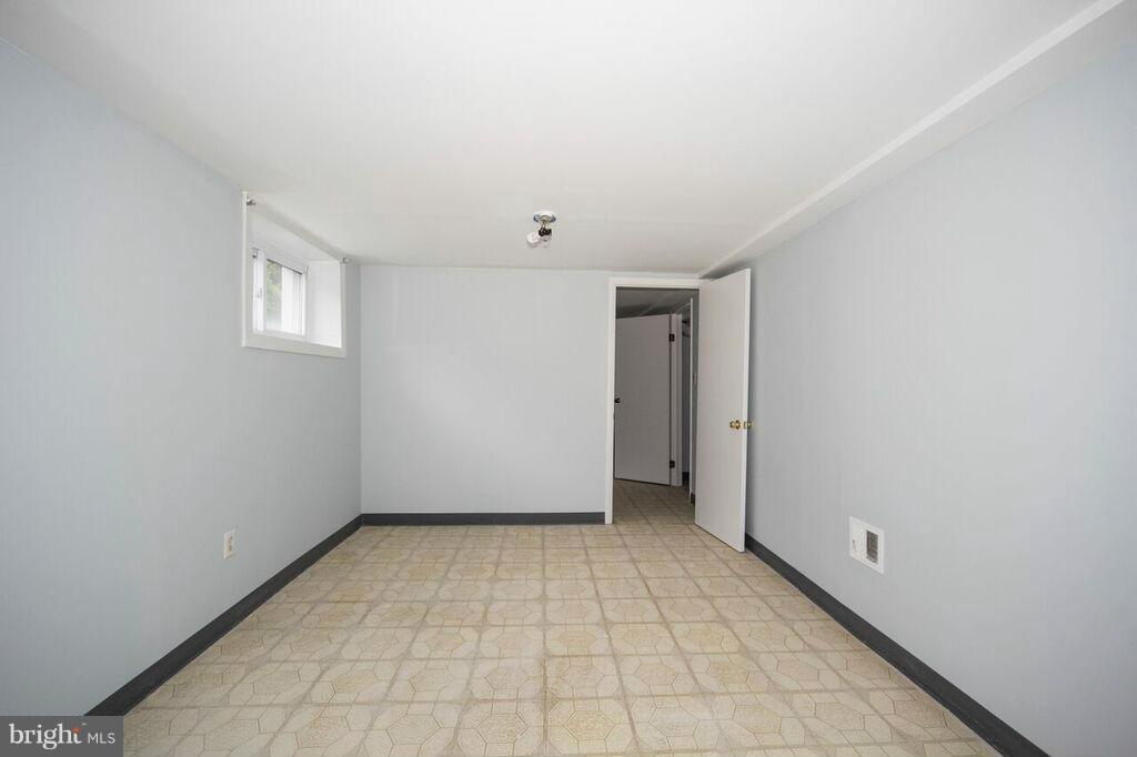 4138 Cliffvale Road Nottingham, MD 21236 - Photo 22 of 28 Interior (General)