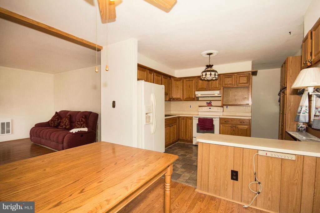 4138 Cliffvale Road Nottingham, MD 21236 - Photo 6 of 28 Interior (General)