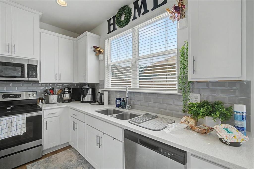 7652 Baron Road Fairburn, GA 30213 - Photo 13 of 42