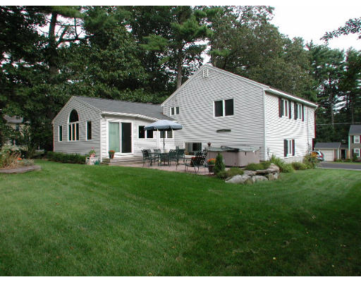 22 Oneida Road Acton, MA 01720 - Photo 3 of 30 Gallery Image 3