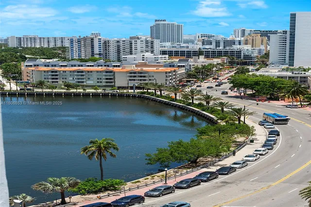 $42,000 | Mid Beach, Miami Beach, FL 33139
