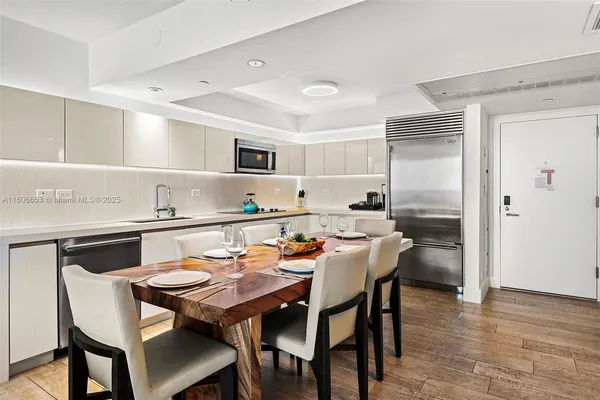 $26,250 | Mid Beach, Miami Beach, FL 33139