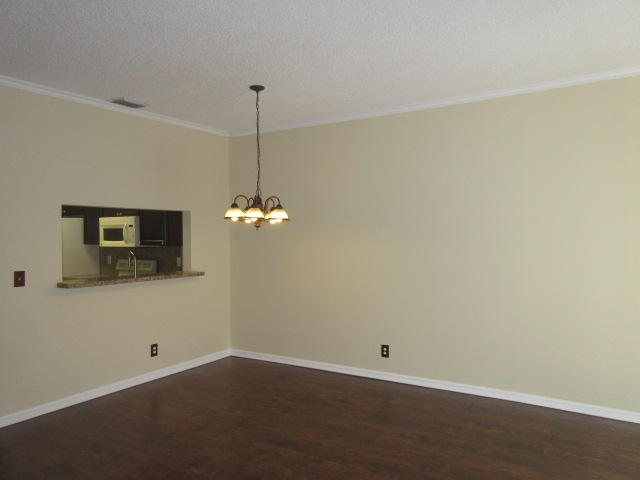 21162 Vía Eden Boca Raton, FL 33433 - Photo 3 of 18 Dining
