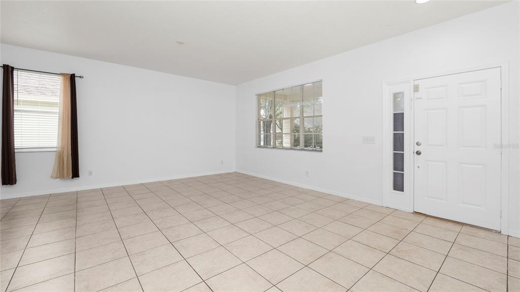 7947 Terrace Ridge Drive Temple Terrace, FL 33637 - Photo 9 of 37