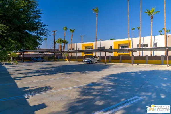 $539,000 | 588 East San Lorenzo Road, Unit 201, Palm Springs, CA 92264