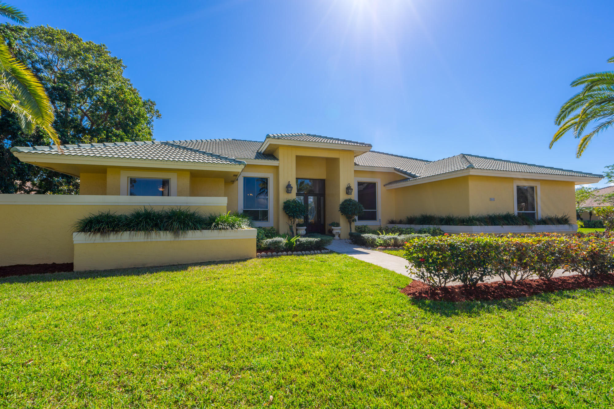8682 Sawpine Road Delray Beach, FL 33446 - Photo 2 of 59 EMP-14