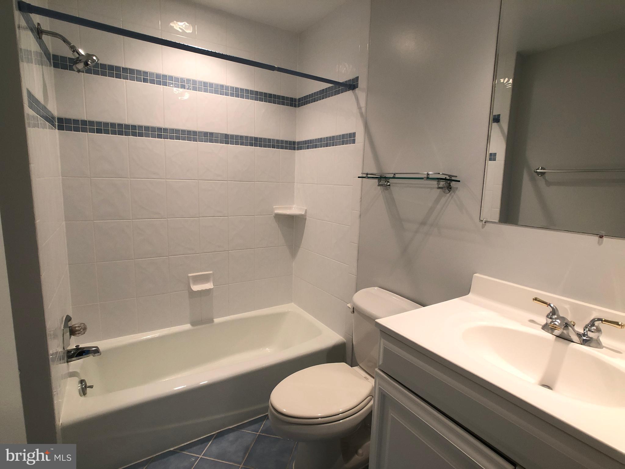 51 Treworthy Road Gaithersburg, MD 20878 - Photo 25 of 34 Full bath
