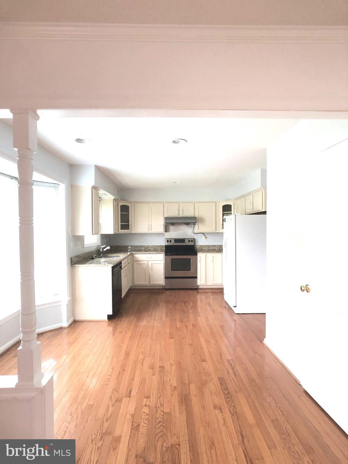 51 Treworthy Road Gaithersburg, MD 20878 - Photo 5 of 34 interior