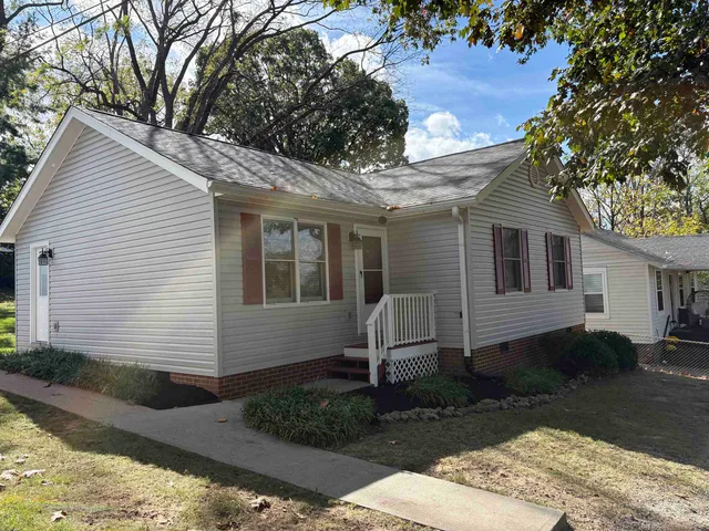 $259,900 | 321 Westwood Boulevard, Staunton, VA 24401