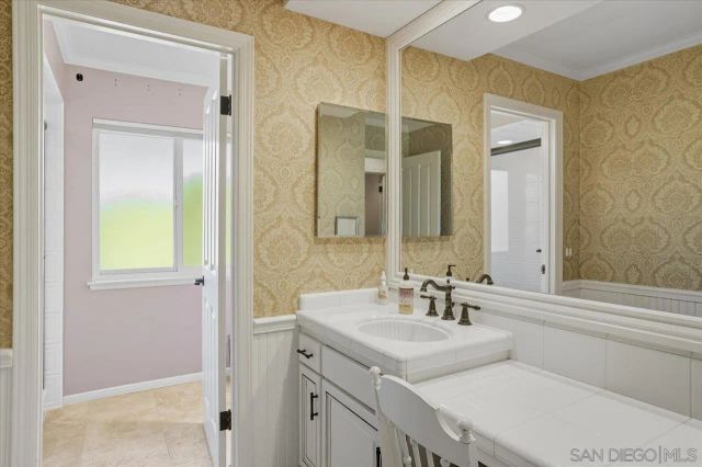 $1,850,000 | 2927 Circle Drive, Escondido, CA 92029