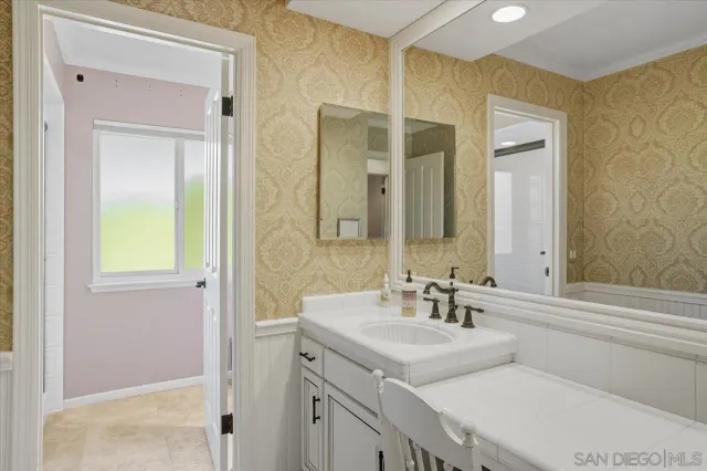 $1,850,000 | 2927 Circle Drive, Escondido, CA 92029