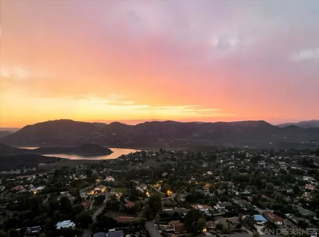 $1,850,000 | 2927 Circle Drive, Escondido, CA 92029