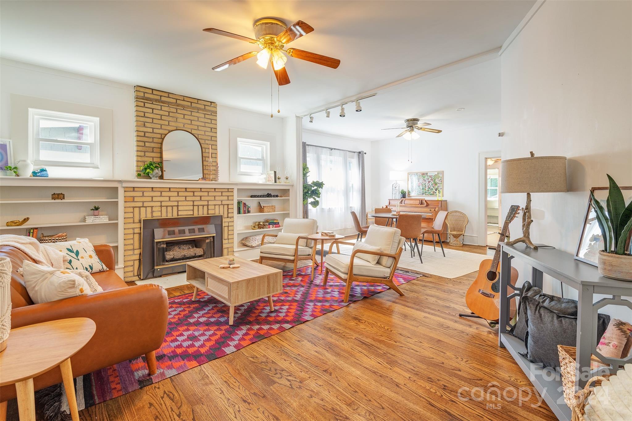 48 Olney Road Asheville, NC 28806 - Photo 3 of 36 Gallery Image 3