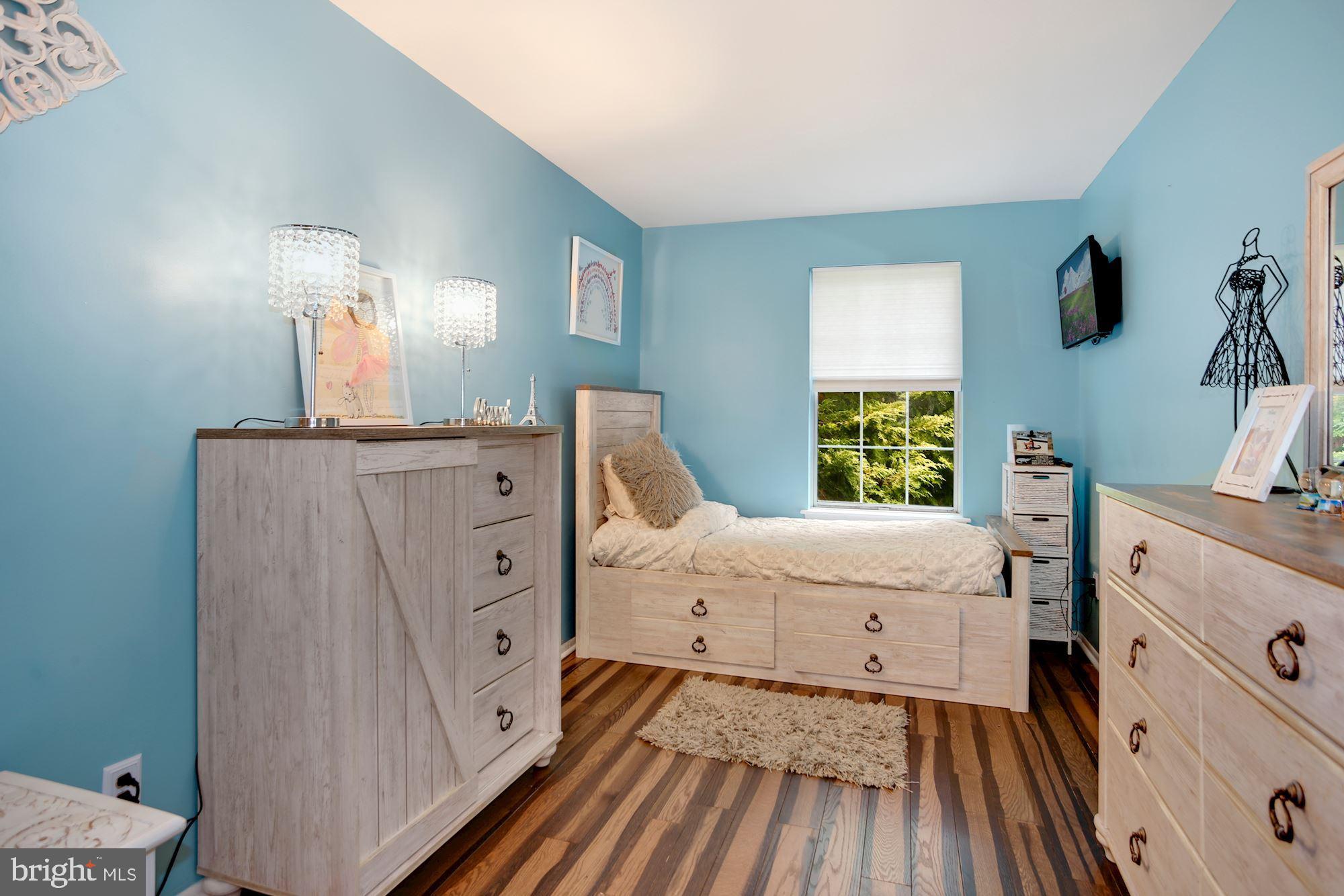 2841 Woodbridge Road Philadelphia, PA 19114 - Photo 11 of 26 Gallery Image 11