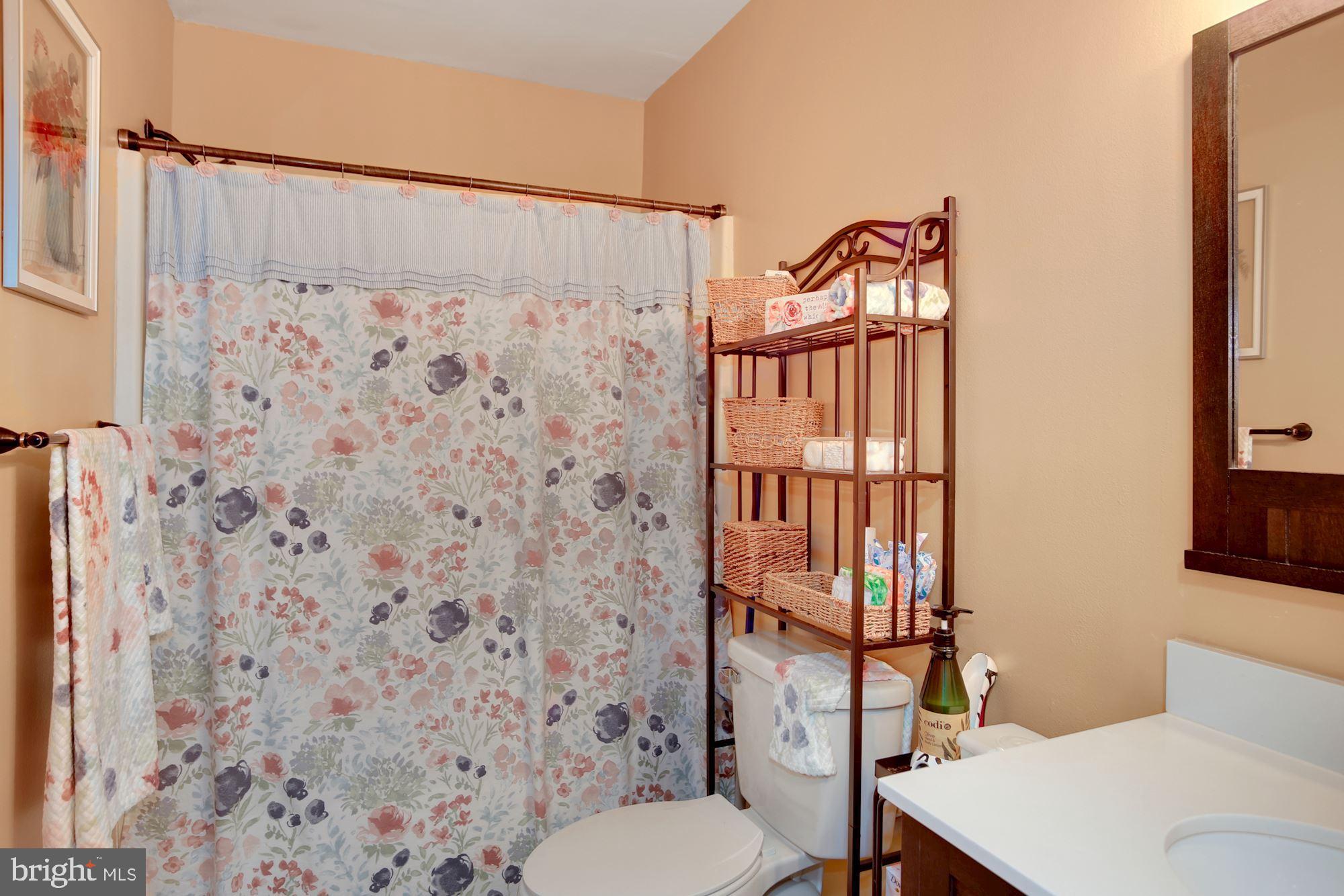2841 Woodbridge Road Philadelphia, PA 19114 - Photo 18 of 26 Gallery Image 18