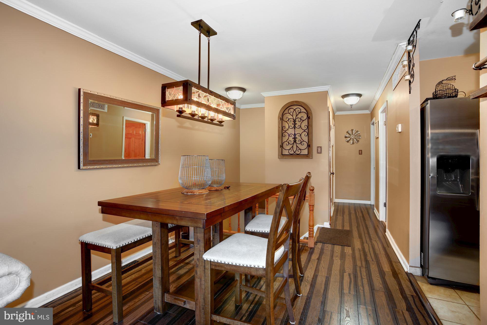 2841 Woodbridge Road Philadelphia, PA 19114 - Photo 4 of 26 Gallery Image 4