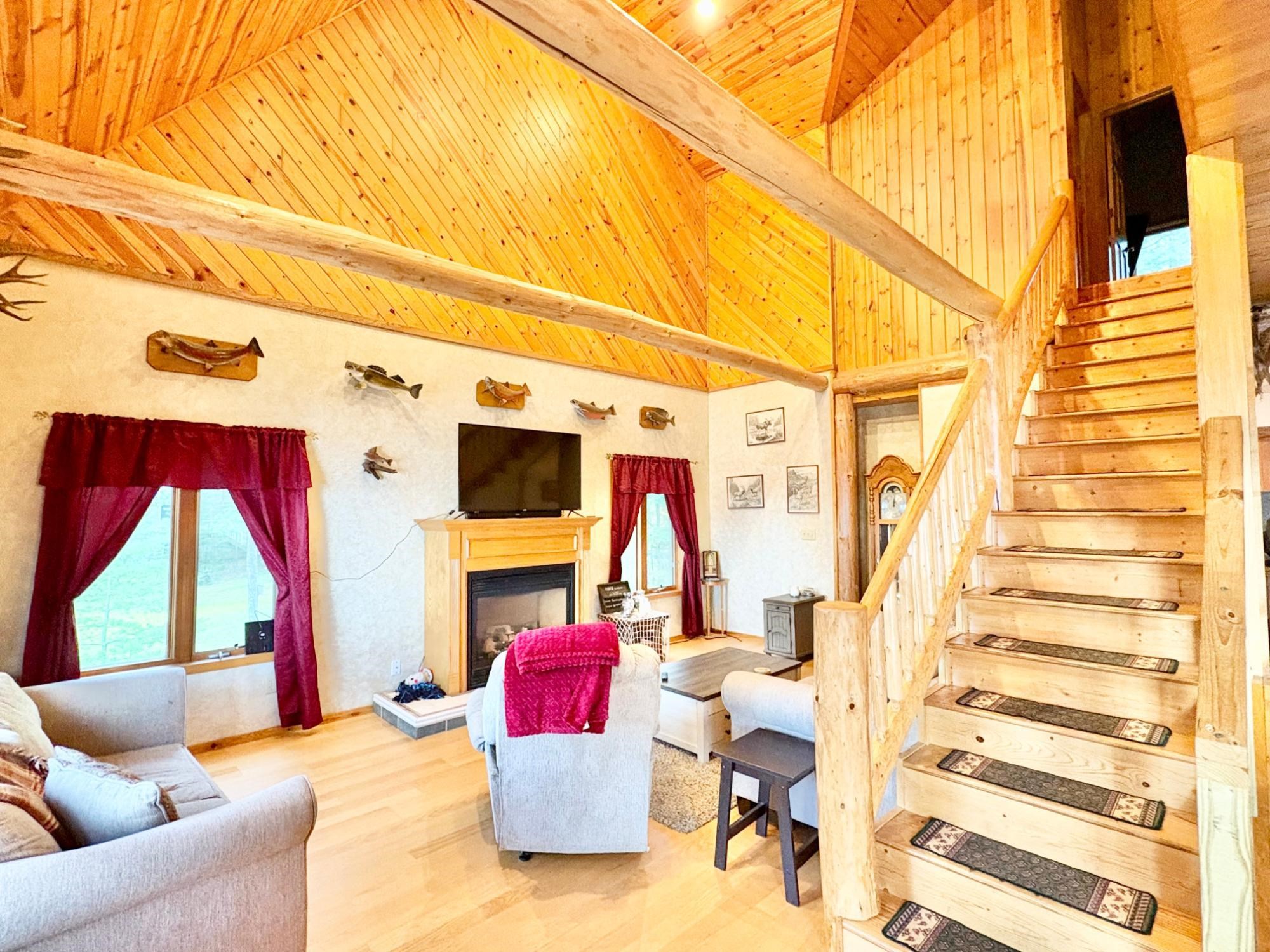 4175 Moen Lake Road Rhinelander, WI 54501 - Photo 8 of 41