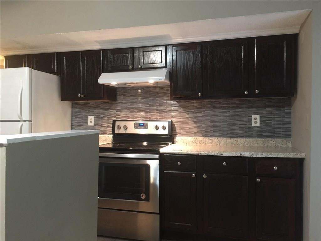 5588 Estates Court Norcross, GA 30093 - Photo 5 of 10