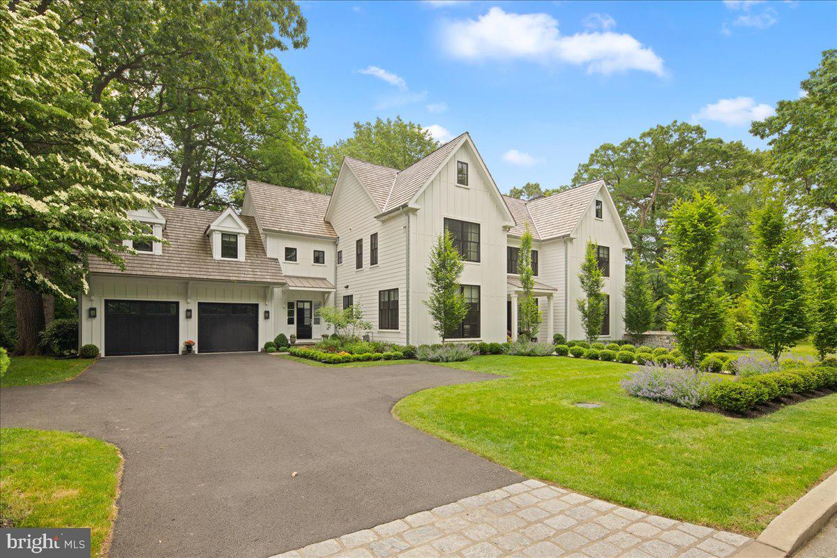 724 St Andrews Road Philadelphia, PA 19118 - Photo 3 of 46