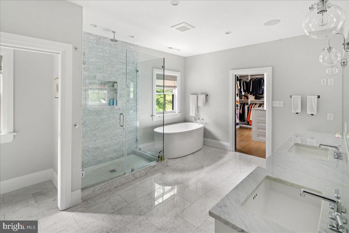 724 St Andrews Road Philadelphia, PA 19118 - Photo 31 of 46