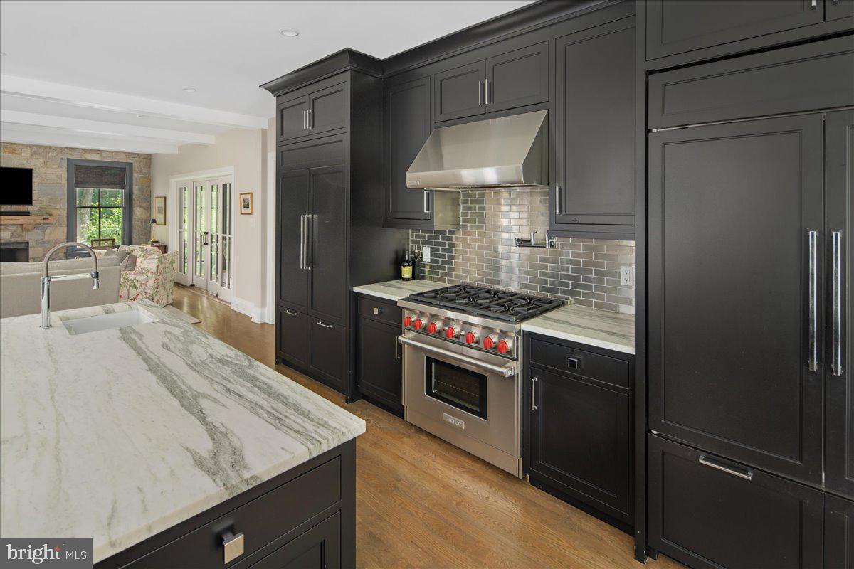 724 St Andrews Road Philadelphia, PA 19118 - Photo 8 of 46