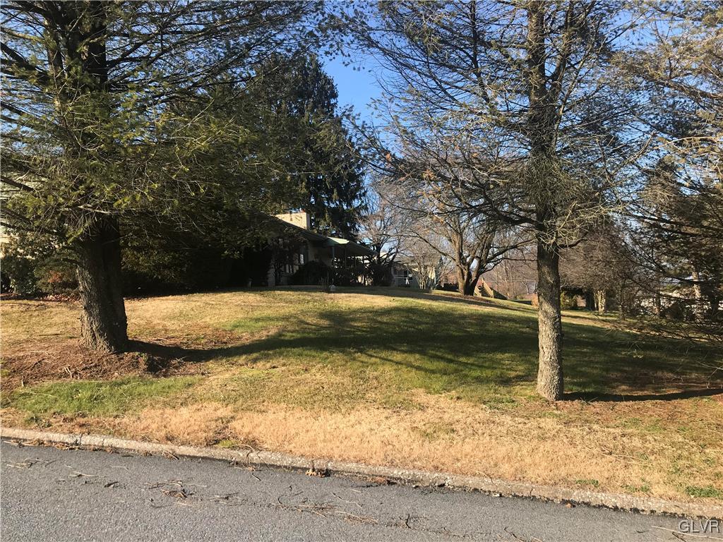 2529 Gap View Road Slatington, PA 18080 - Photo 3 of 19 Gallery Image 3